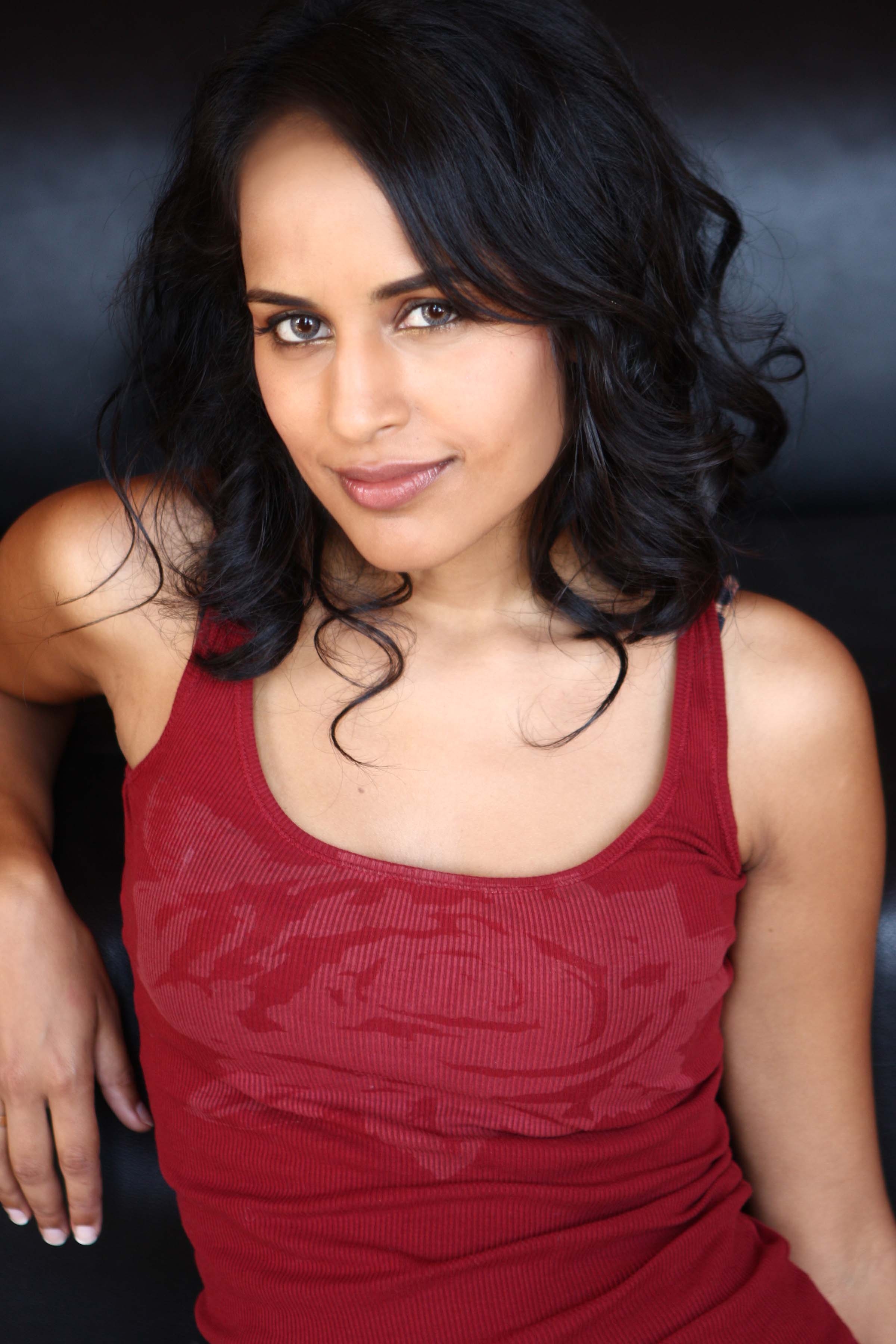 Actress Agam Darshi.